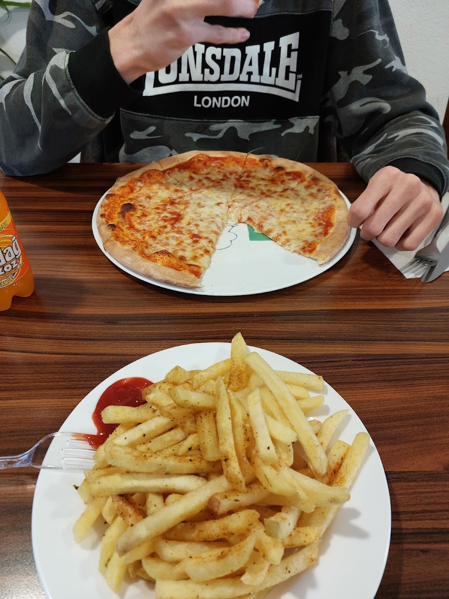 Babylon Kebab & Pizzaria Brunnen-5